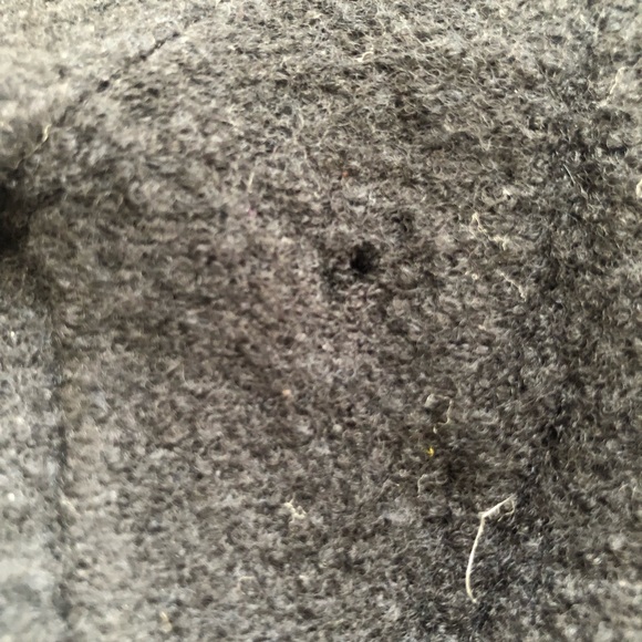 GUC Onassis rare men’s button up Cardigan sweater in SZ Small!! - Picture 6 of 6